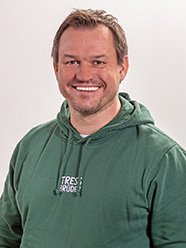 vorstand simon tress
